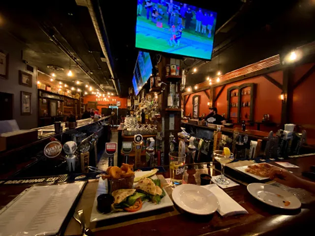 Local Kitchen & Beer Bar