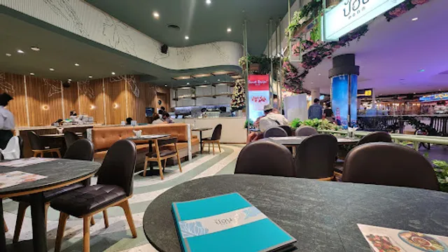 무쌉 ponn Terminal 21 Pattaya