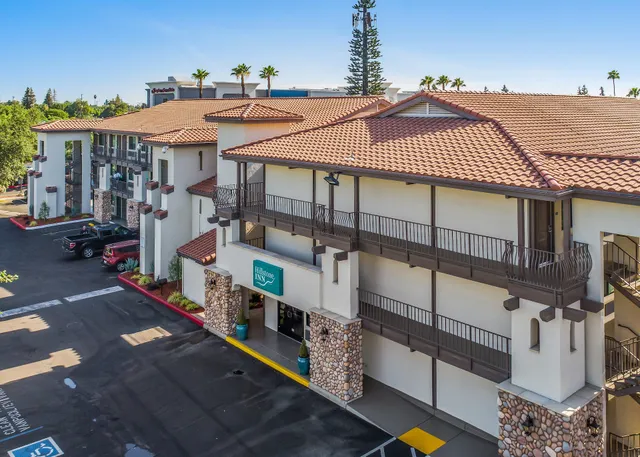 Hillstone Inn Tulare, an Ascend Collection Hotel