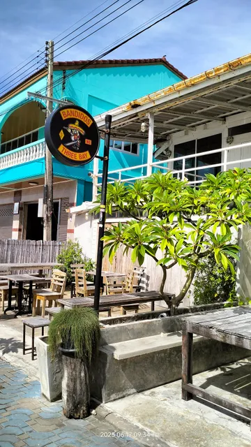 Thur Hostel Ao Prachuap