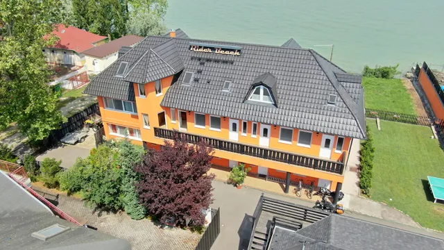 Rider Beach Apartments & Rooms