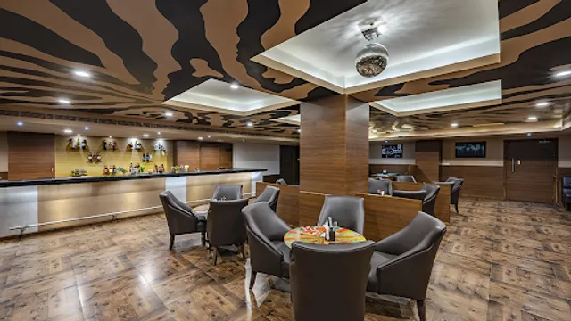 Sterling Local ( Club bar )