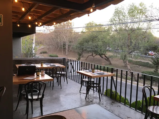 Micaela Cocina & Café