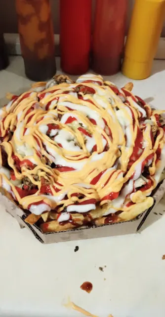 Thyssaleia pizzaria & hamburgueria