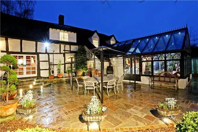 Monkspool Bed & Breakfast