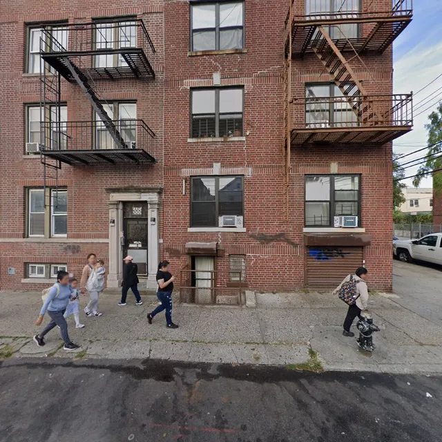 Mi Lindo Teopantalón (Carnitas & Chicharrones)