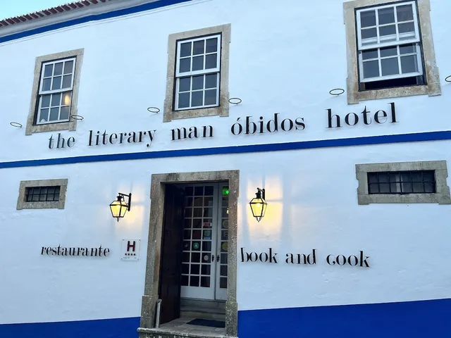 The Literary Man Óbidos Hotel