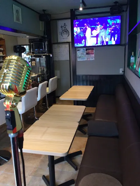 入皆亭(いるみなてい) タコスとカラオケ Tacos