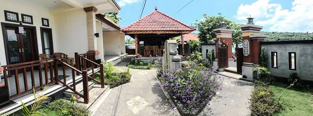 Yellow Bridge Home Stay