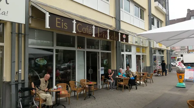Eis Cafe Piccolo