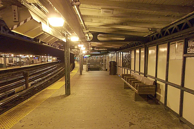 West Farms Sq-E Tremont Av