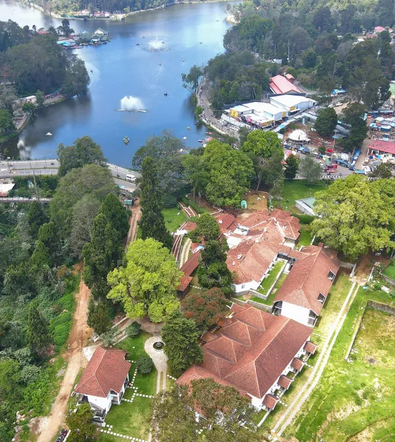 The Tredis Heritage by the Lake