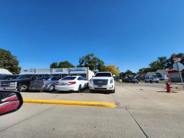 Friends & Family Plaza