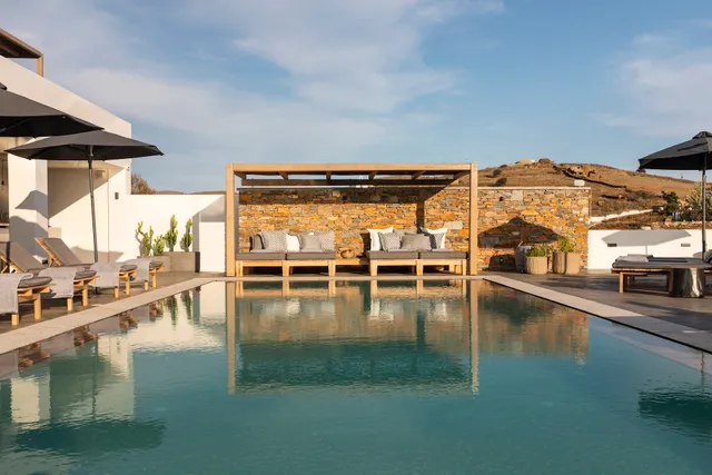 Chora Kythnos Suites