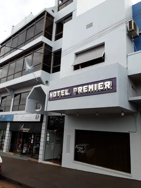 Premier Hotel
