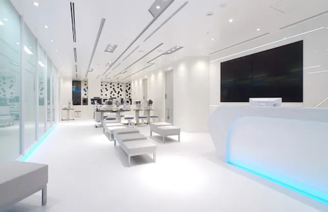 Sapia Tower Eye Clinic Tokyo (ICL refractive eye clinic)