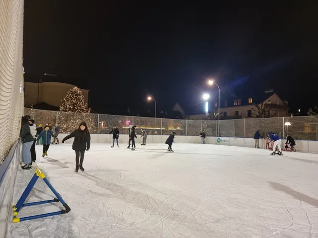 Patinoire saisonnière de la Ville de Carouge