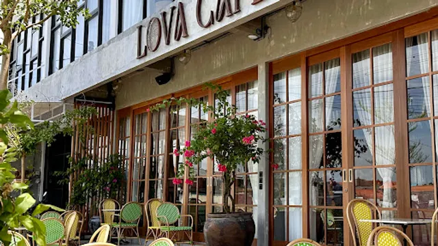 LOVA CAFE
