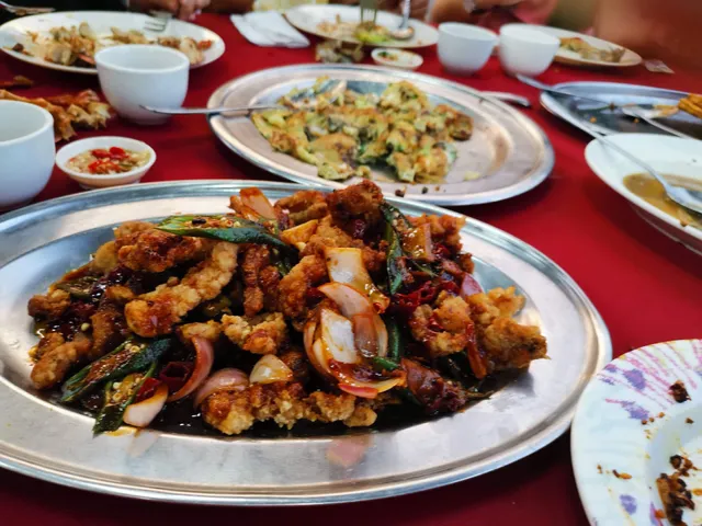 Friendship Seafood Restaurant 友谊海鲜楼