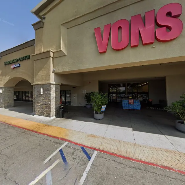Vons Bakery