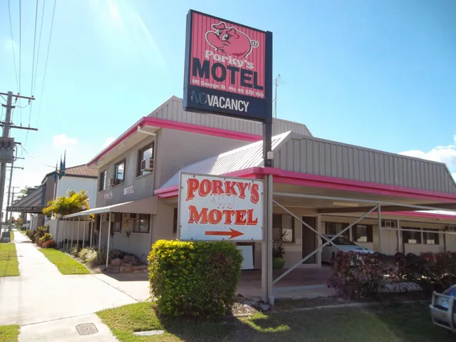 Porky's Motel