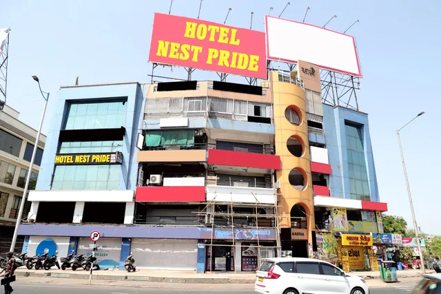 Hotel Nest Pride - Best Hotel Room In Ahmedabad, Family Hotel In Ahmedabad, Couple Friendly Hotel In Ahmedabad