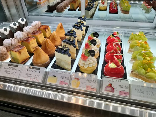 Angelique Aomori branch