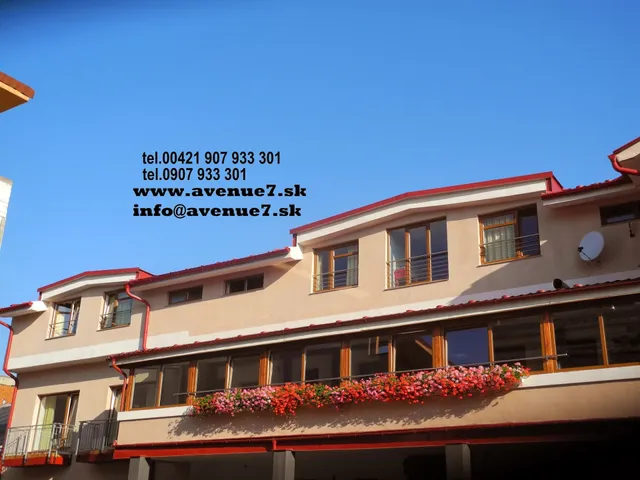 A 7 Avenue 7 Penzion Bistro