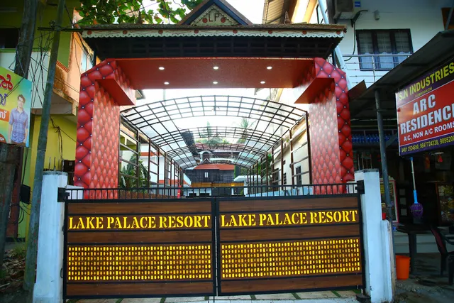 Lake Palace Family Resort