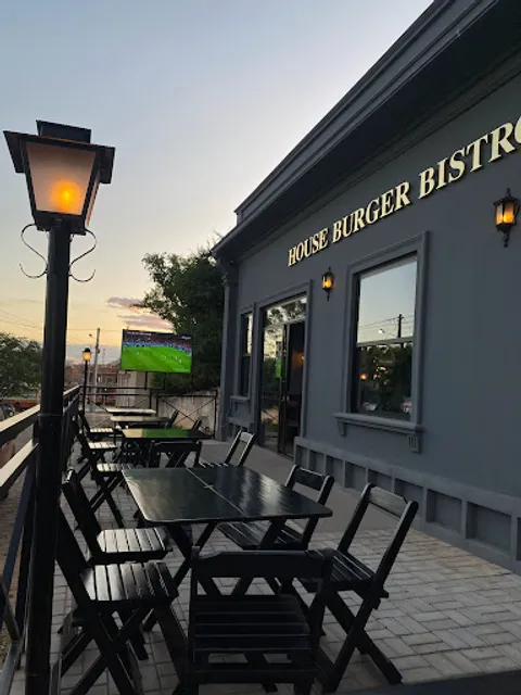 House Burger Bistrô