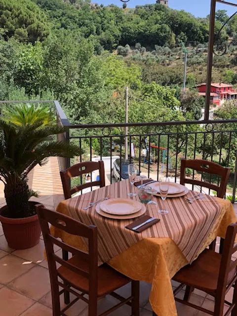 Una Lanterna Nella Valle