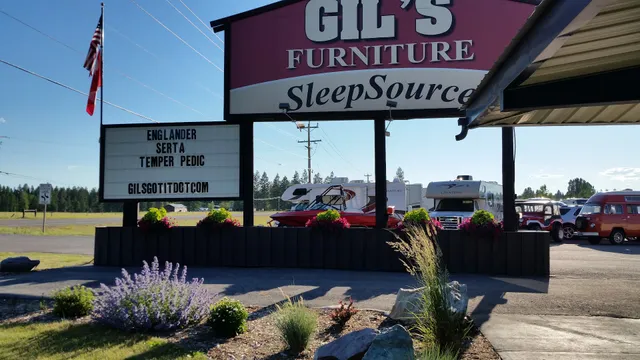 Gil's Furniture and Mattress Store