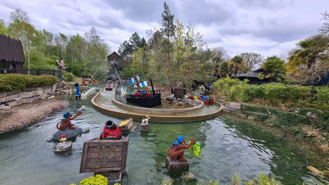 Pirate Falls: Treasure Quest