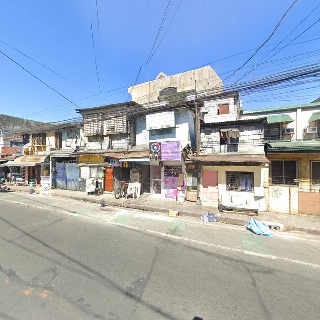 Lots' A Pizza - Puregold Makati City