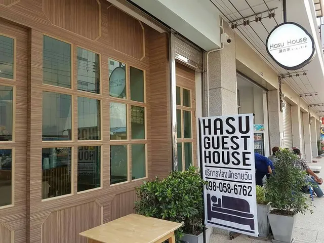 Hasu and Hut Guesthouse