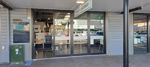 Momento Espresso Matamata