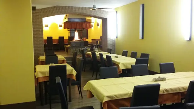 Pizzeria al Fogolar