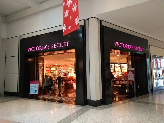 Victoria's Secret & PINK