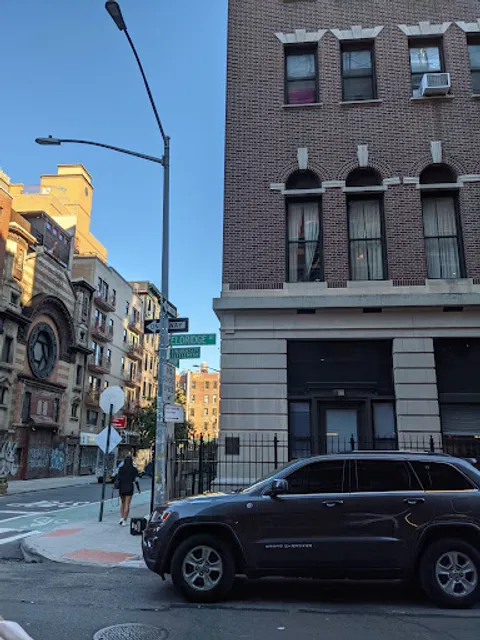 University Settlement House