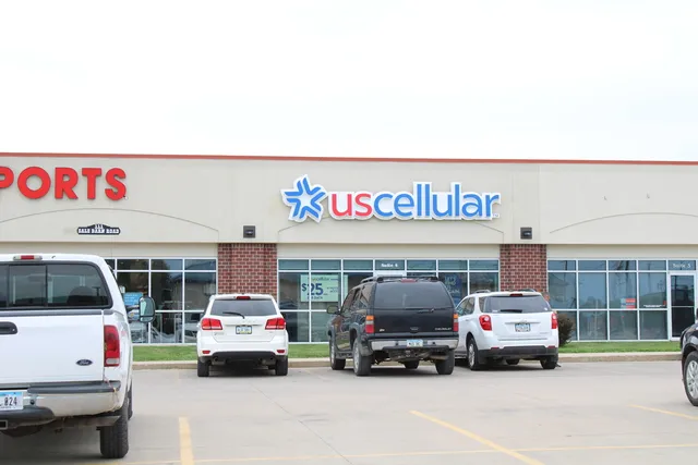 Authorized Retailer UScellular & T-Mobile