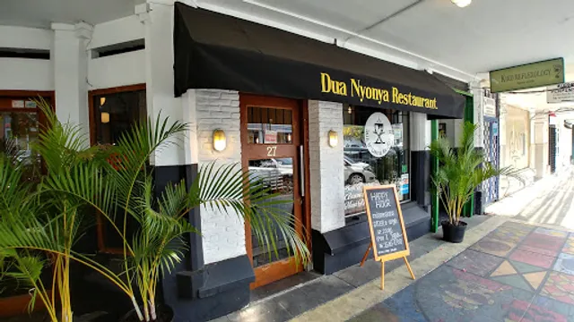 Dua Nyonya Restaurant Cikini