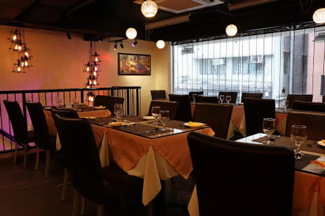 Curry Leaf Indian Cuisine 咖喱葉