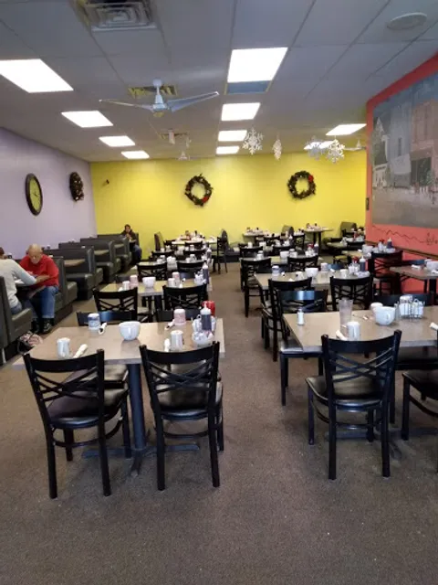 Colonial Kitchen Pancake House