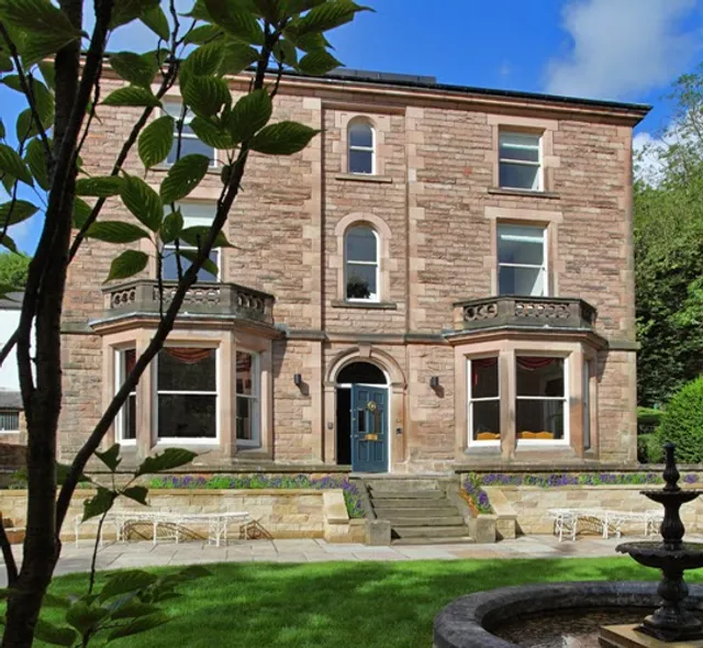 PORTLAND HOUSE c1870 5* Historic Holiday Home