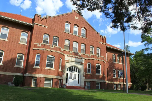 Central Christian College