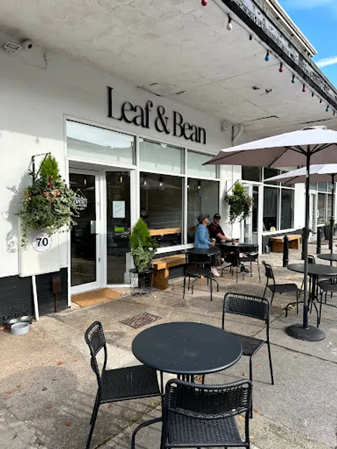 Leaf & Bean