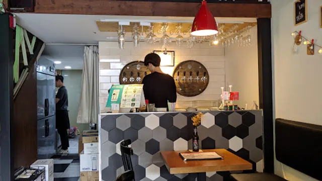 야몽야몽 크래프트 비어펍