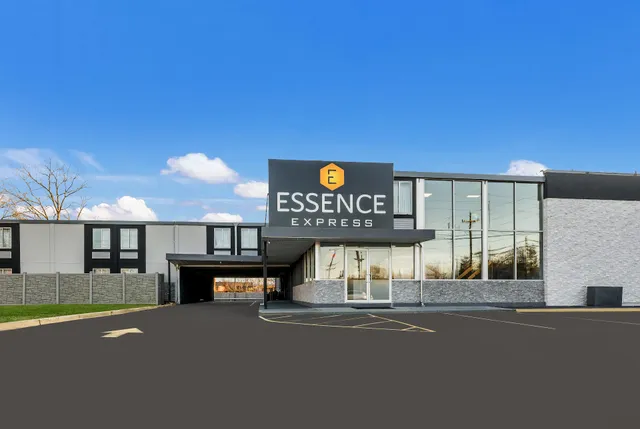Essence Express, Wayne