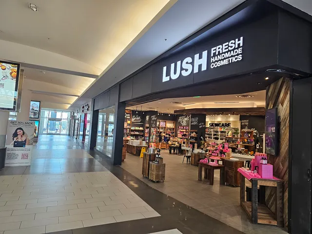 Lush Cosmetics Roosevelt Field