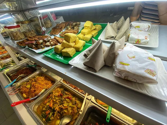 Simple Vege Cafe (纯粹素)